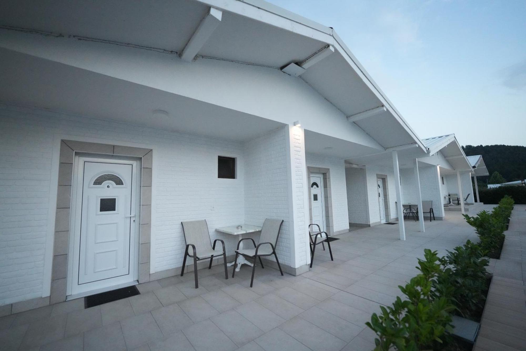Makaza Complex Hotel Momcilgrad Exterior foto