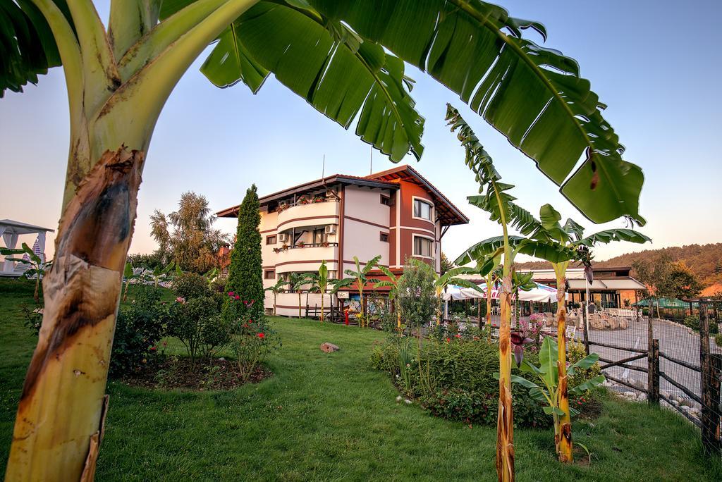 Makaza Complex Hotel Momcilgrad Exterior foto