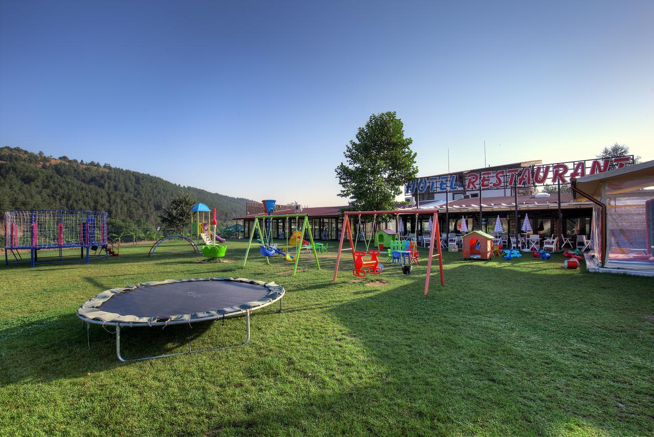 Makaza Complex Hotel Momcilgrad Exterior foto