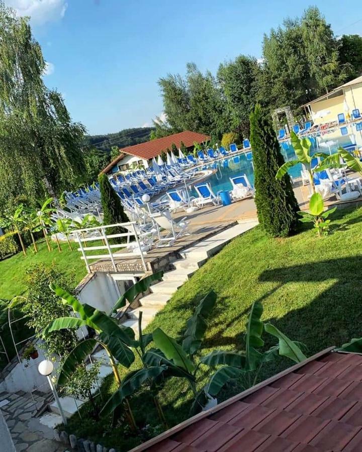 Makaza Complex Hotel Momcilgrad Exterior foto